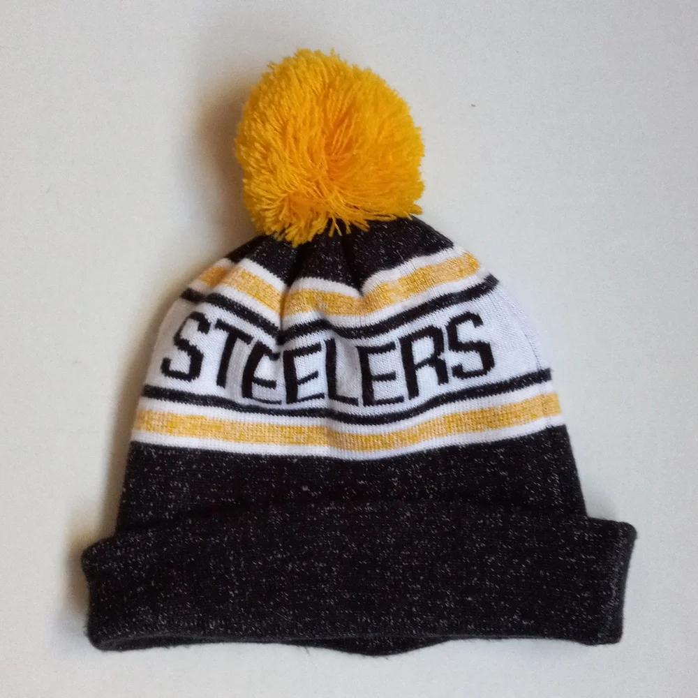 STEELERS HAT - Picture 2 of 3